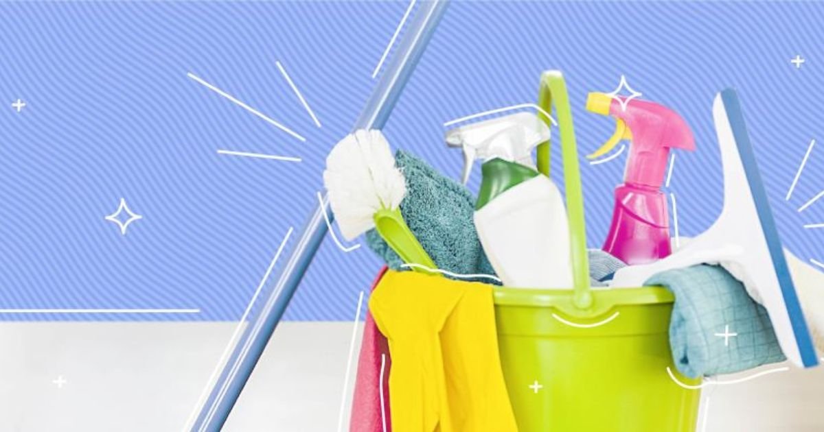 how to make cloudy plastic clear again