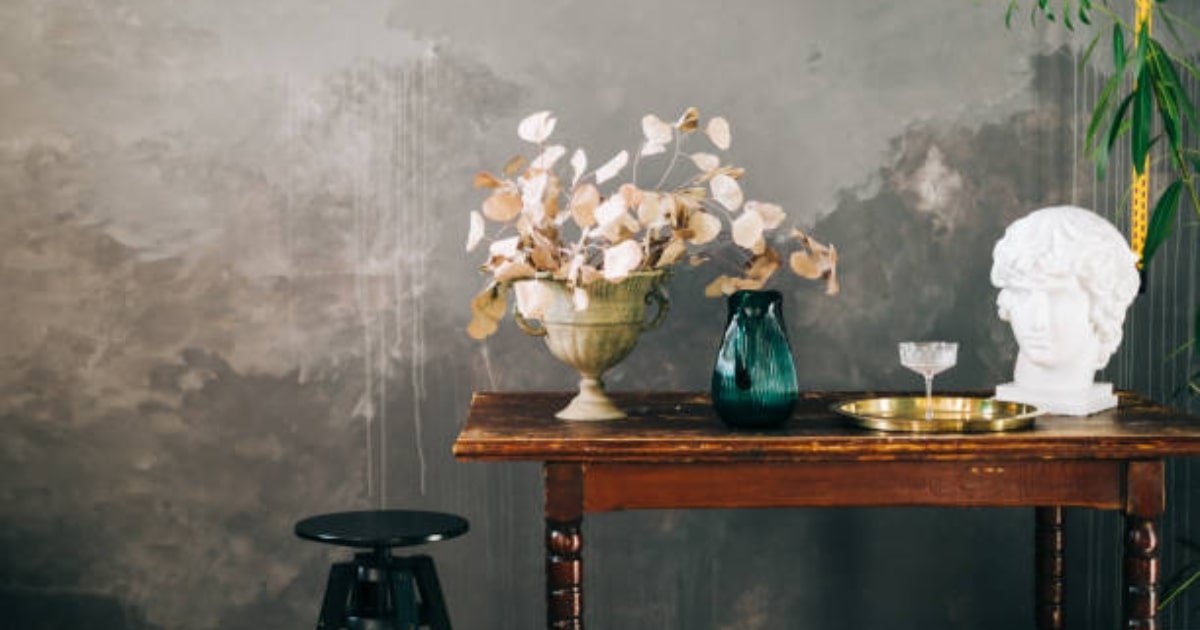 mixing vintage and modern art